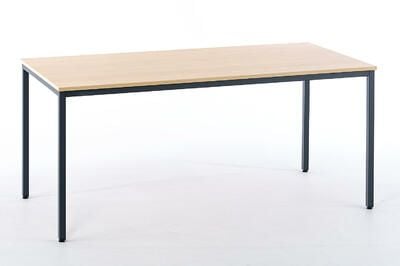 Stabile rechteckige Tische für Seminare